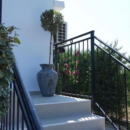 Maison d'hôtes Calm And Retreat Baks-Rrjoll